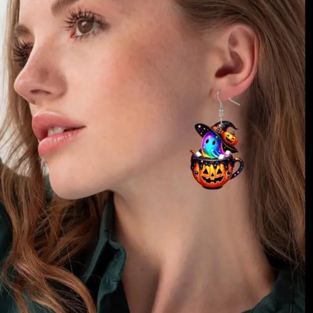 NWT! Halloween Holiday Acrylic Ghost Pierced Dangle Earrings!